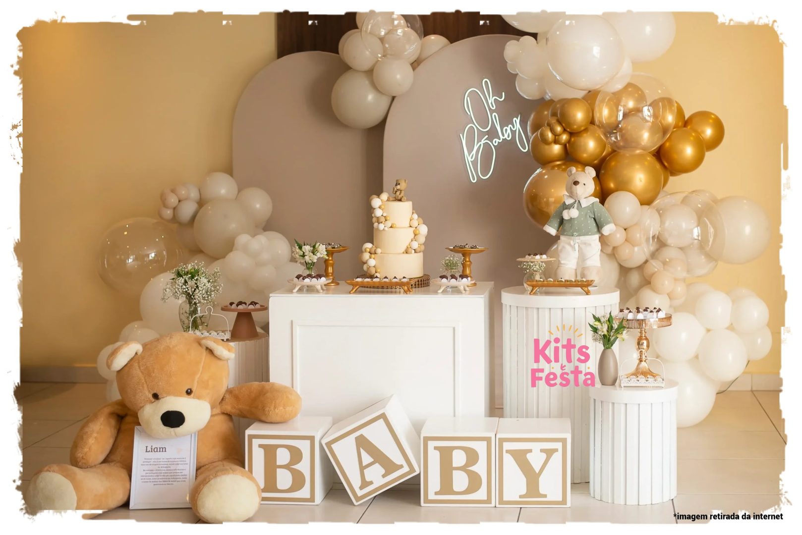 cubo com a palavra baby, festa, baby shower