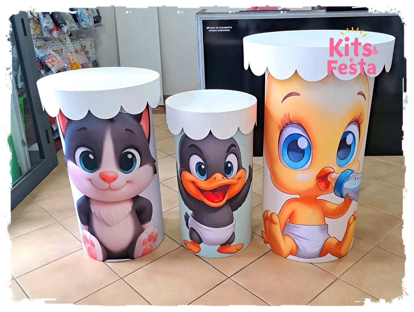 Looney Tunes Bebe 2 Painéis Kit Festa Decoração, São Miguel, Açores. 4 looney tunes, decoração de festas, ilha de sao miguel, açores,