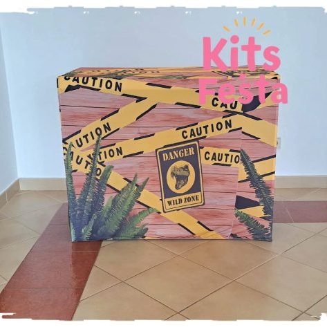 MESA dinossauros, aluguer na ilha de são miguel, açores. festas, decorações